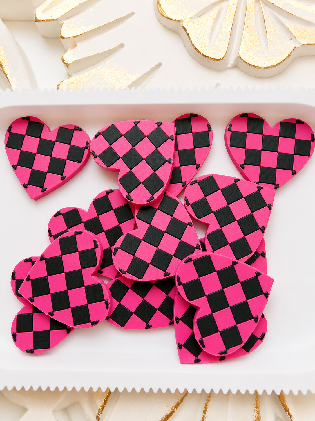 CHECKER HEARTS CHARMS Flat Back Lid Charms