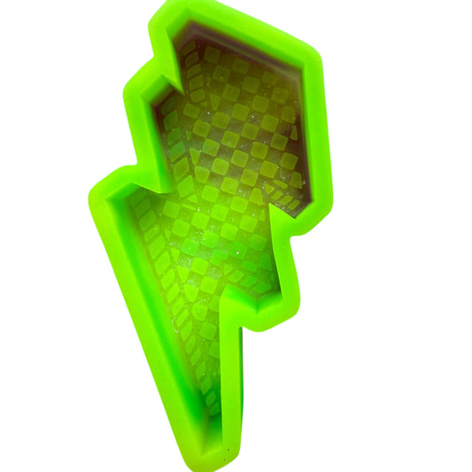 CHECKERED LIGHTENING BOLT FRESHIE
