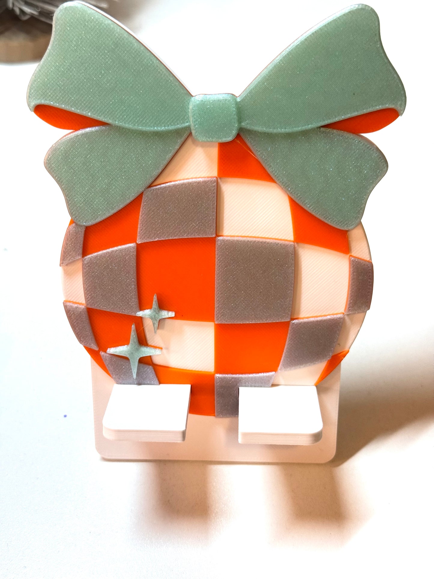Bow Checkered Phone Holder | Cute 3D Printed Desk Stand